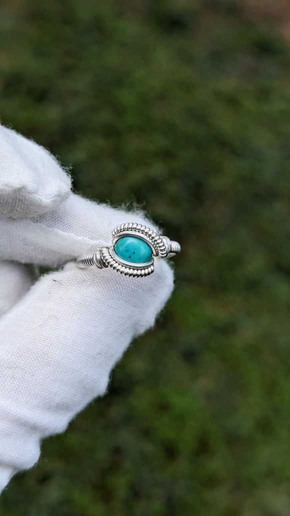 Size 8 Turquoise Ring